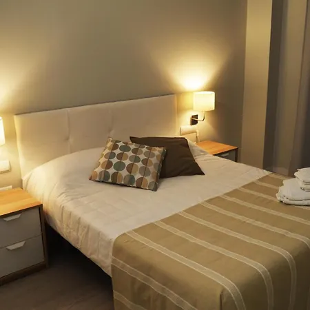 Апартаменты Apartamenticos Plaza Del Pilar I Сарагоса