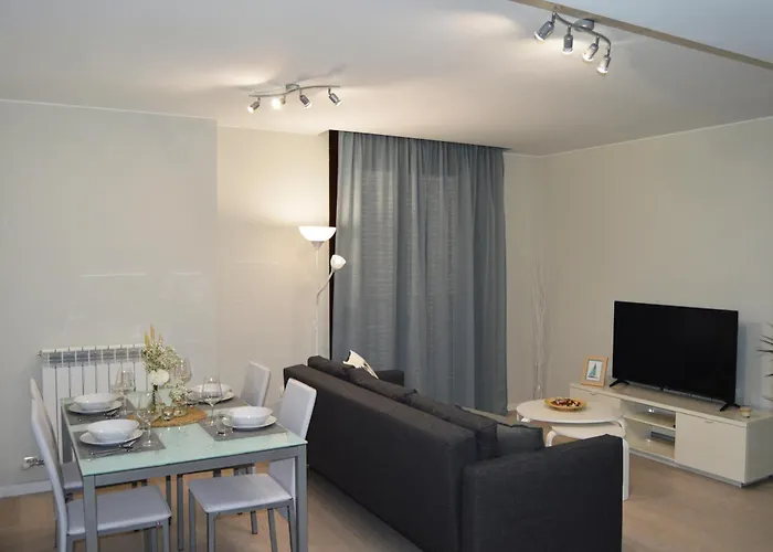 Apartamenticos Plaza Del Pilar I Апартаменты Сарагоса